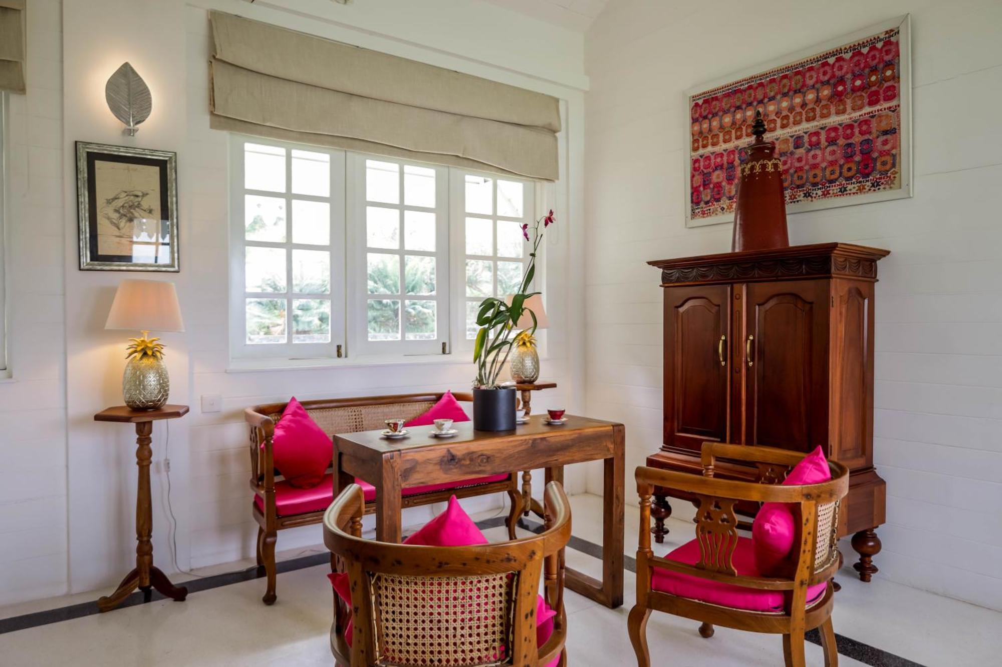 The Flame Tree Estate & Hotel Kandy Phòng bức ảnh